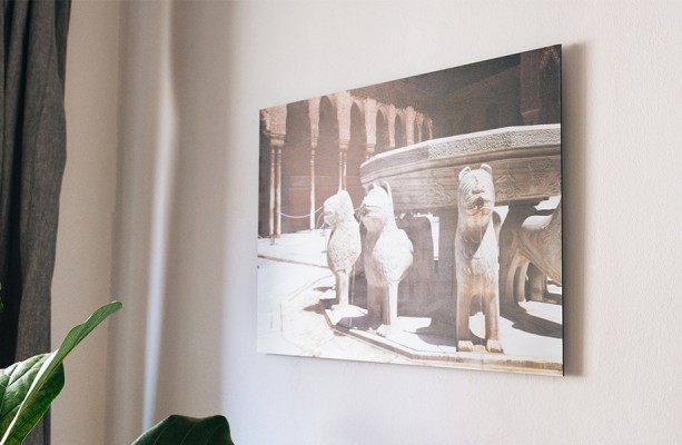Tele da parete con sospensione effetto galleria